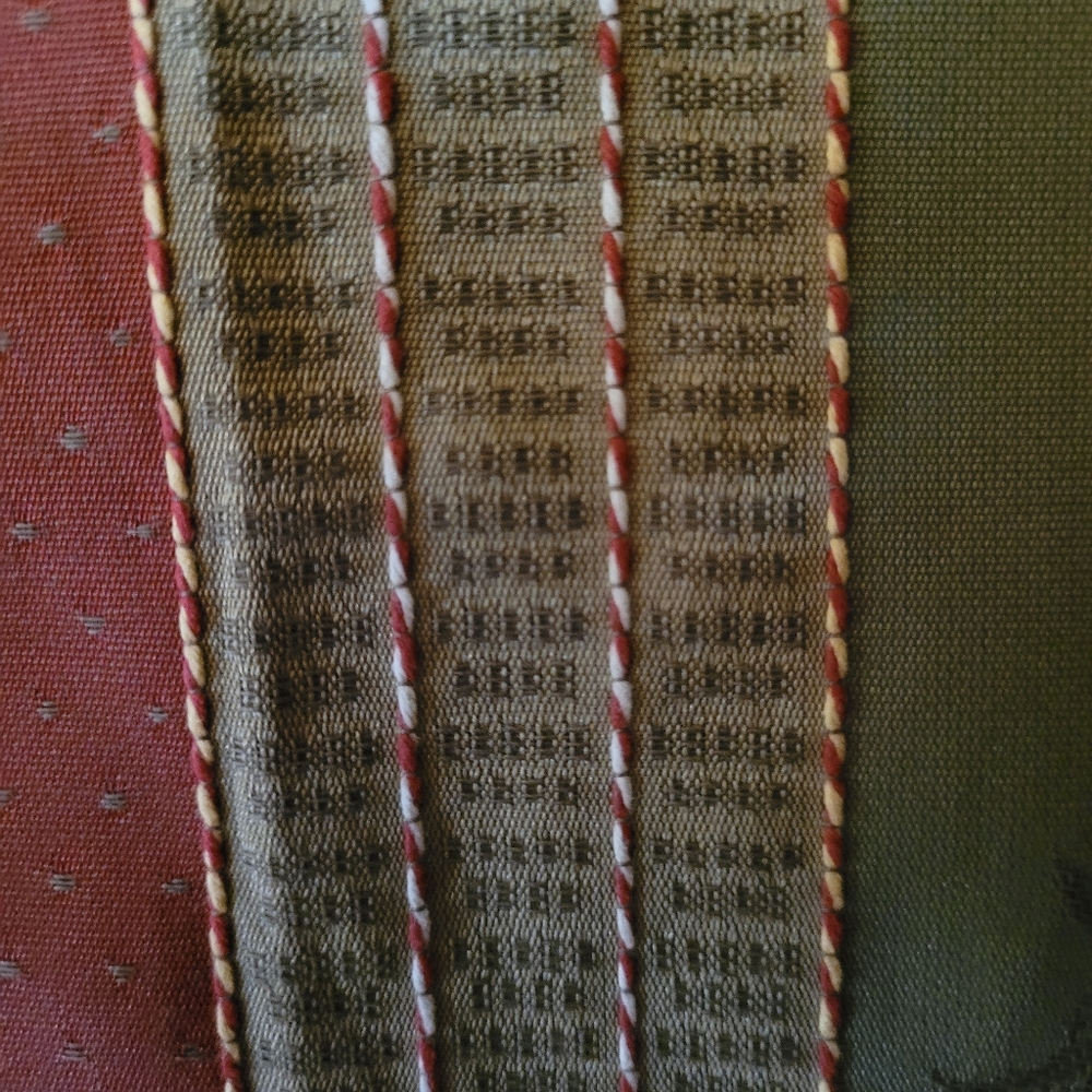 Drapes - Picture 4 of 6